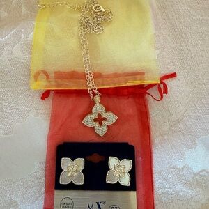 Gold Plated Floral Necklace and Earring Set